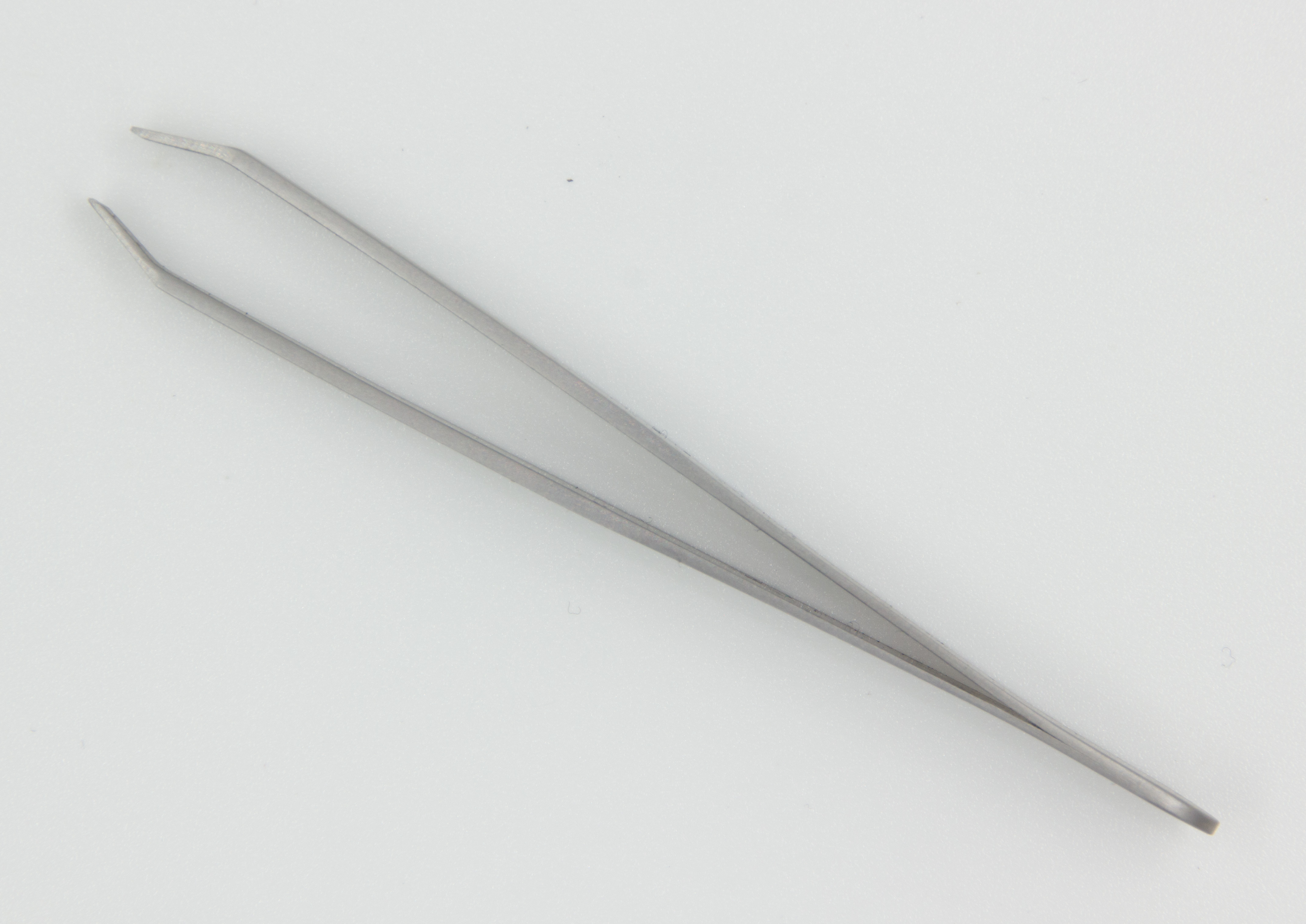 Excellent tweezers, flat slanted, 9.5 cm